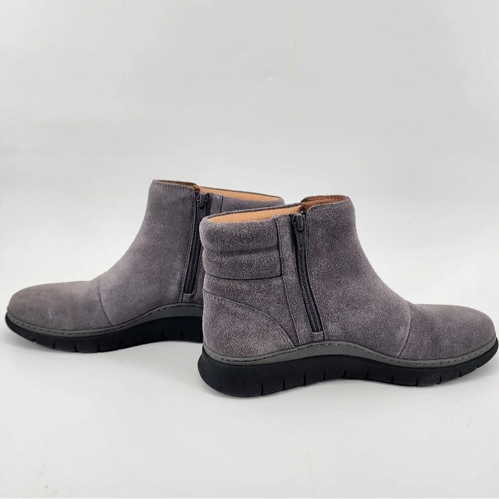 Vionic Arya Grey Nubuck Leather‎ Ankle Boots Size 8